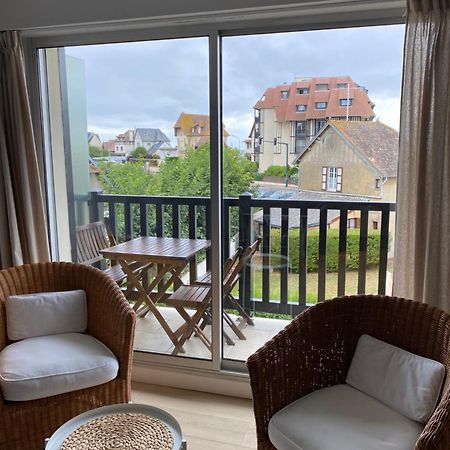 Appartement 65M2 Avec Balcon Vues Partielles Mer A 150M De La Plage Et Centre, Wifi Et Parking Prive Blonville-sur-Mer Dış mekan fotoğraf