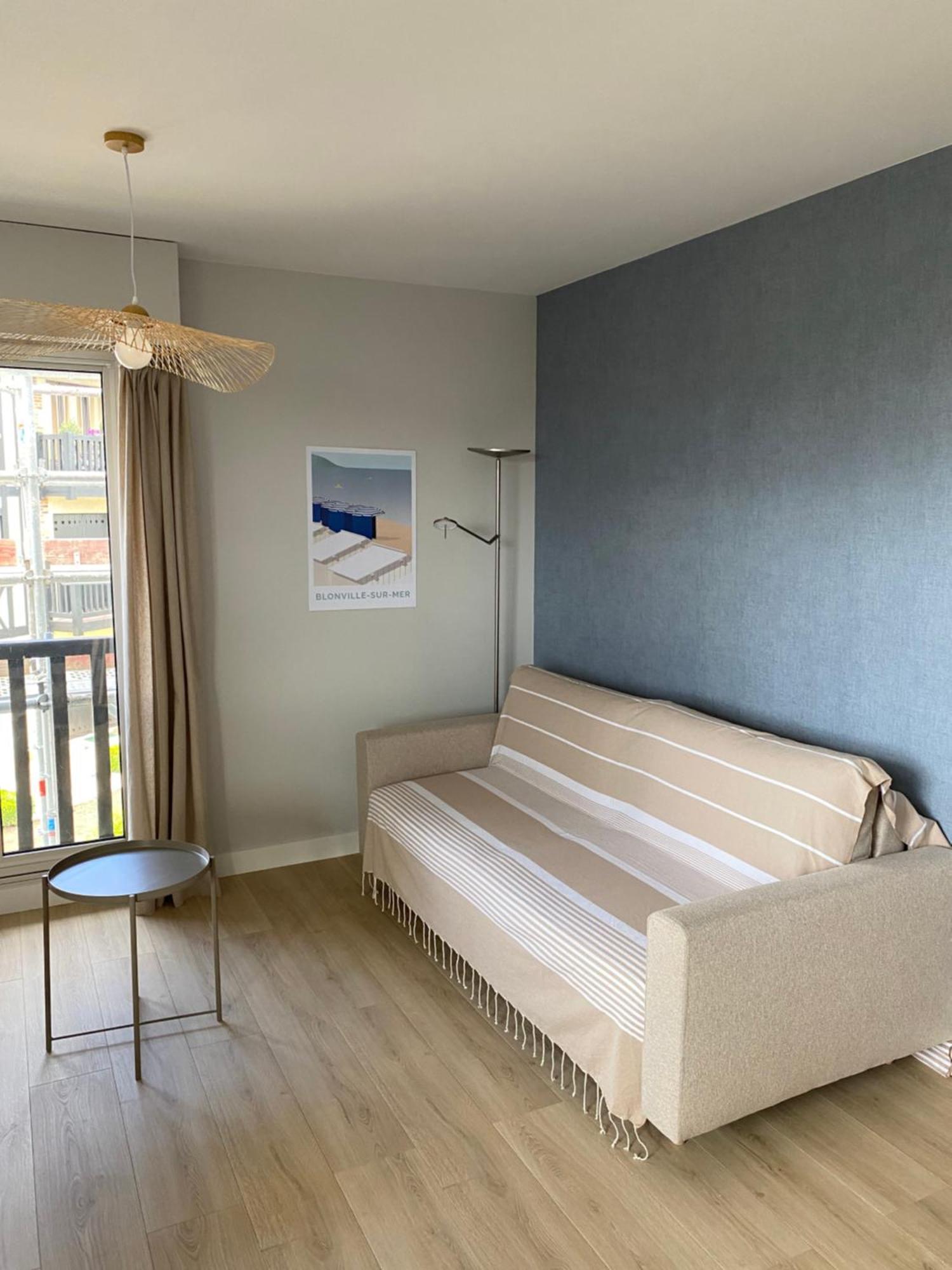 Appartement 65M2 Avec Balcon Vues Partielles Mer A 150M De La Plage Et Centre, Wifi Et Parking Prive Blonville-sur-Mer Dış mekan fotoğraf