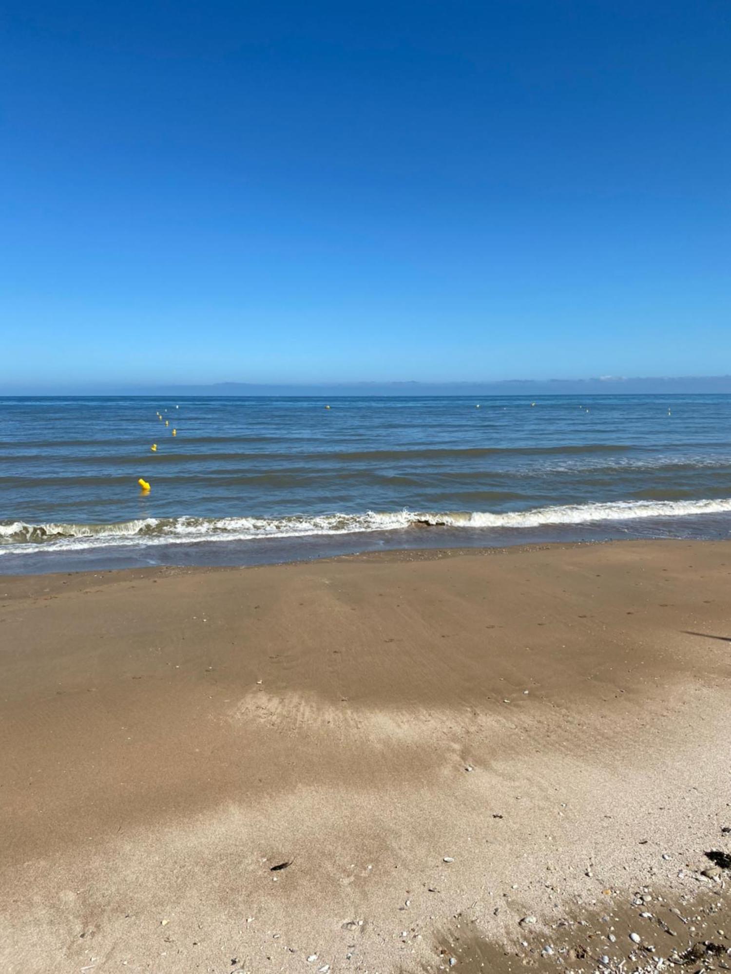 Appartement 65M2 Avec Balcon Vues Partielles Mer A 150M De La Plage Et Centre, Wifi Et Parking Prive Blonville-sur-Mer Dış mekan fotoğraf