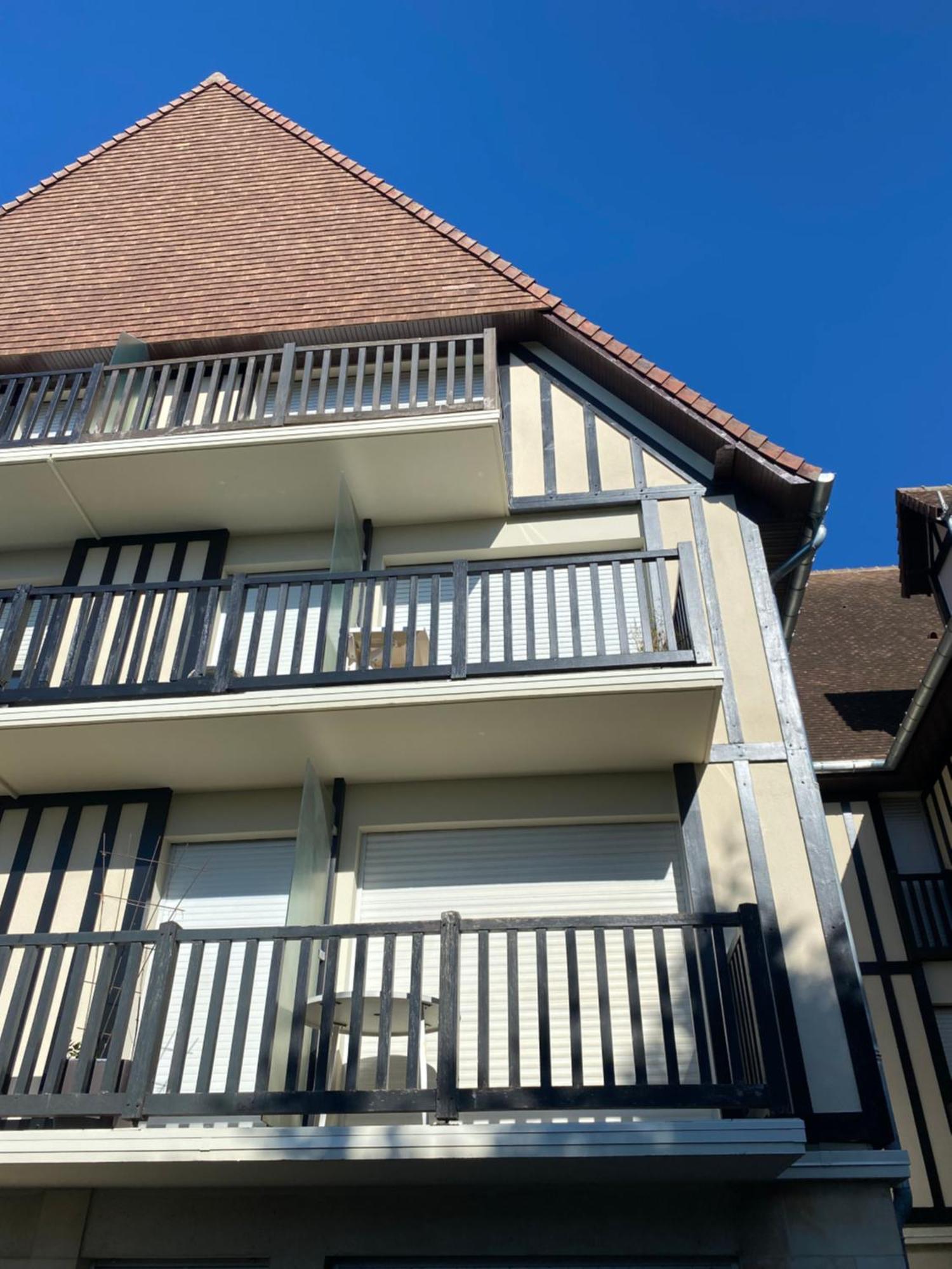 Appartement 65M2 Avec Balcon Vues Partielles Mer A 150M De La Plage Et Centre, Wifi Et Parking Prive Blonville-sur-Mer Dış mekan fotoğraf